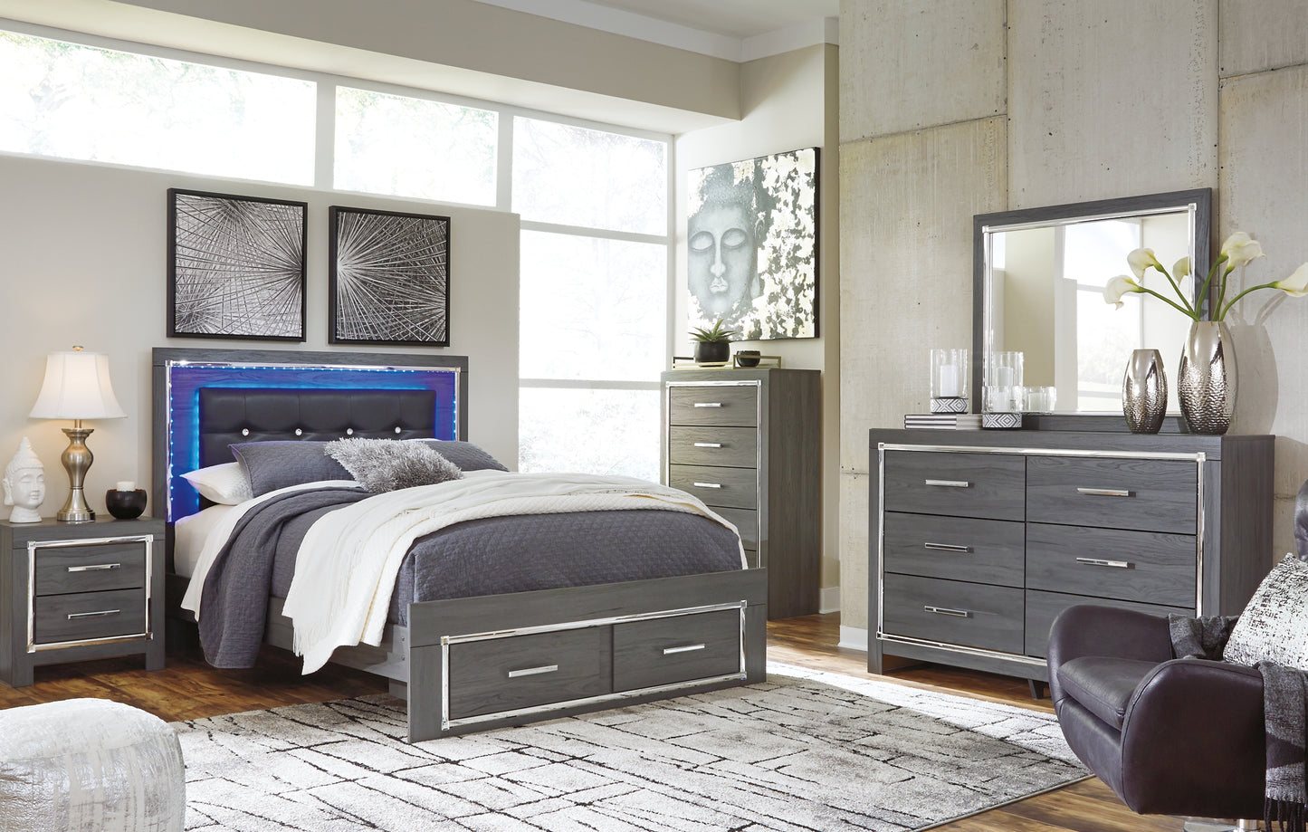 Lodanna Panel Bed With 2 Storage Drawers With Mirrored Dresser And Chest