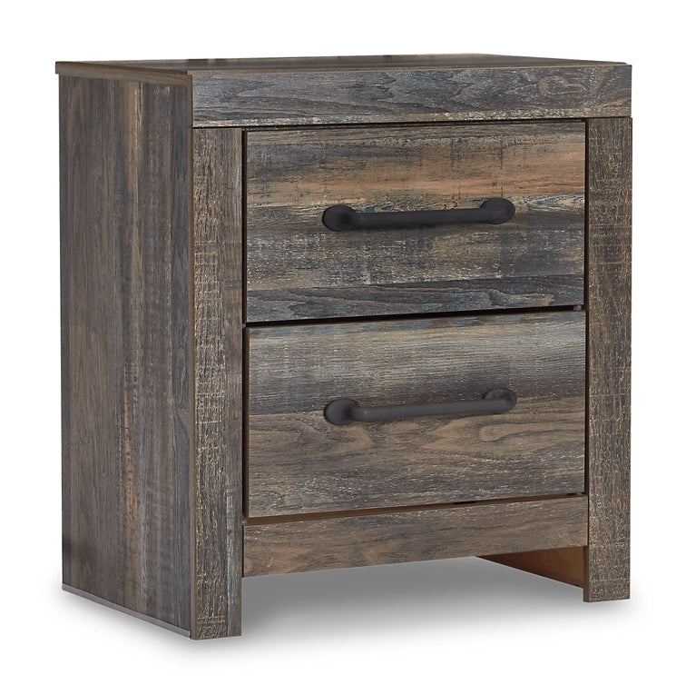 Drystan Panel Bed With Mirrored Dresser, Chest And 2 Nightstands