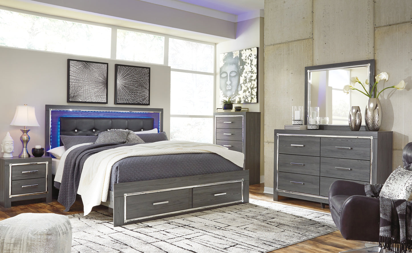 Lodanna Panel Bed With 2 Storage Drawers With Mirrored Dresser And Chest