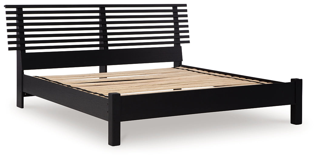 Danziar Slat Panel Bed