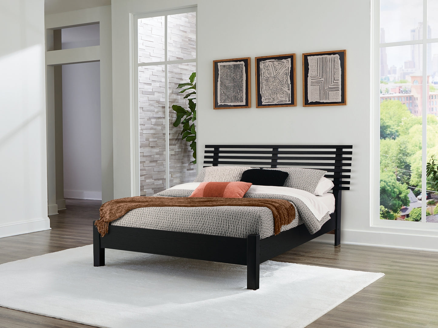 Danziar Slat Panel Bed