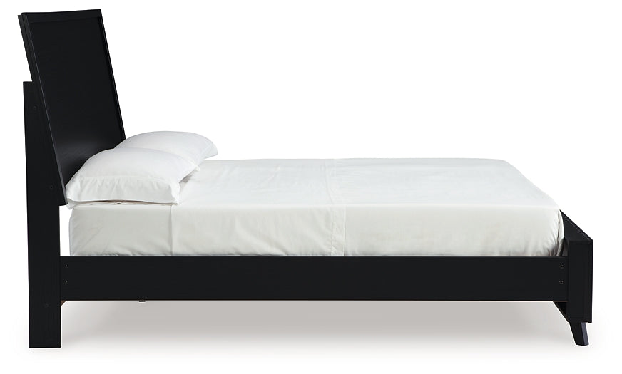 Danziar Panel Bed