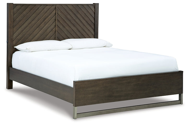Arkenton  Panel Bed