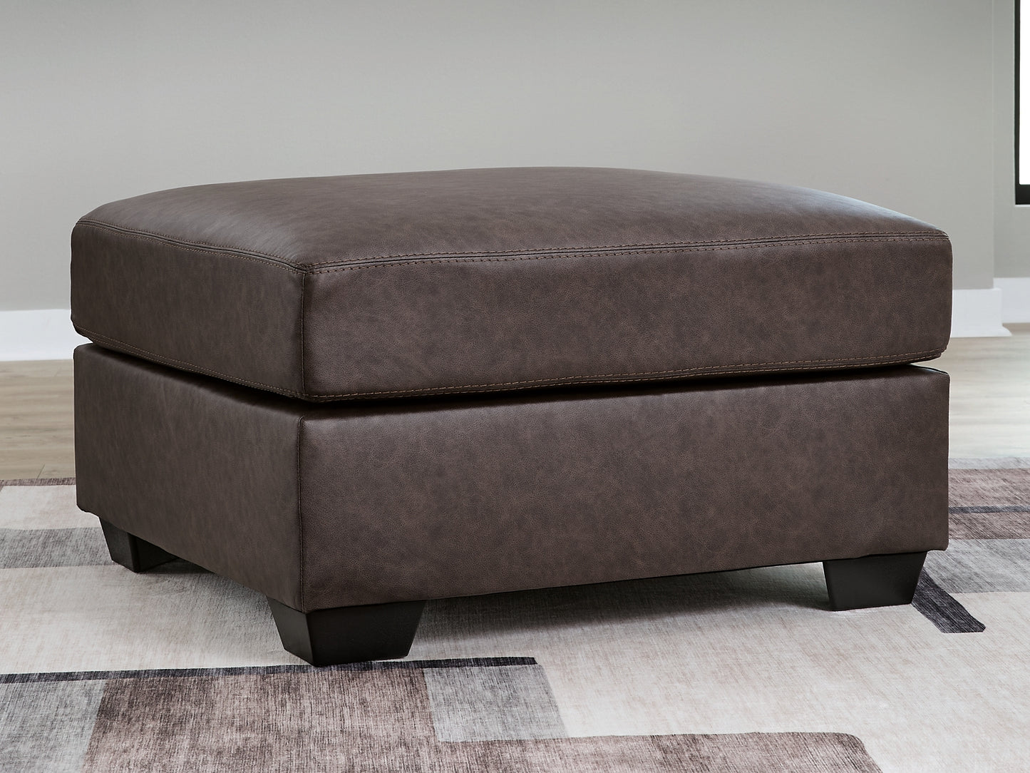 WillowBend Oversized Accent Ottoman