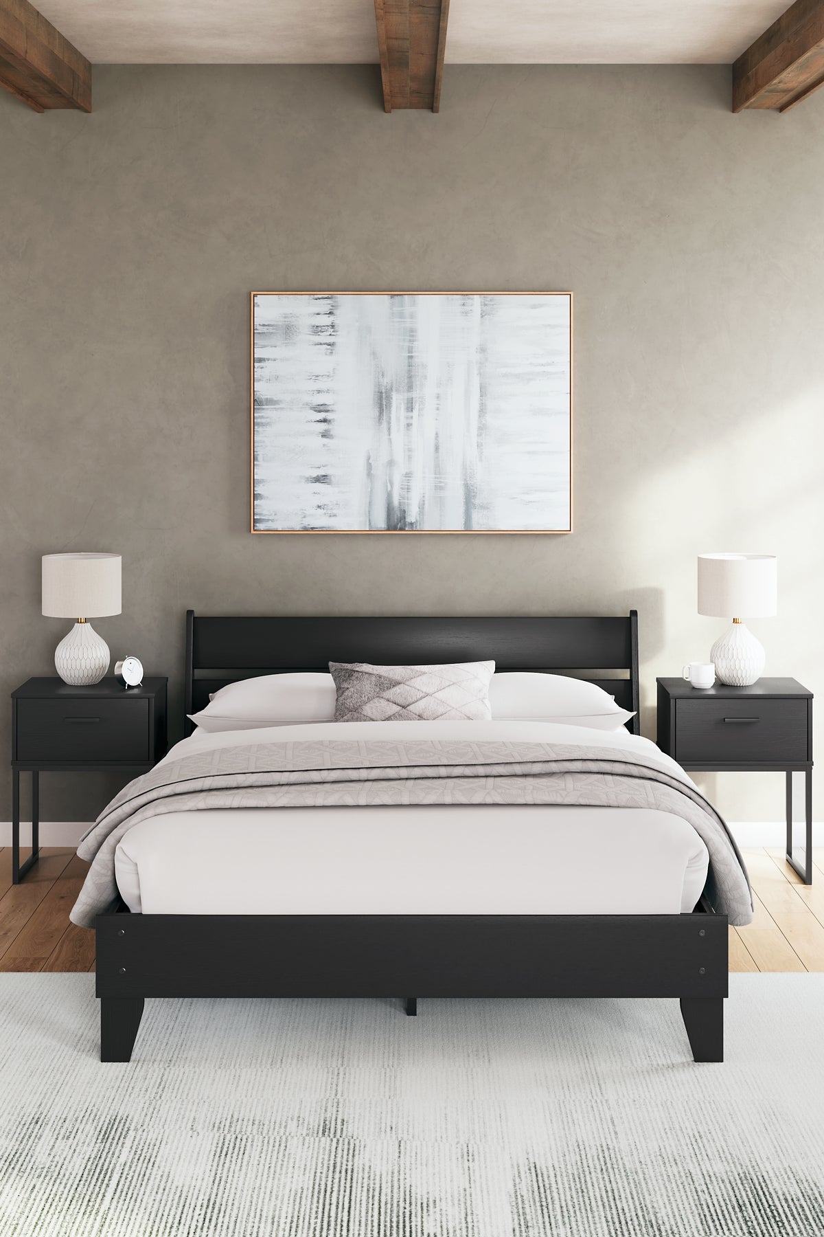 Socalle Panel Platform Bed