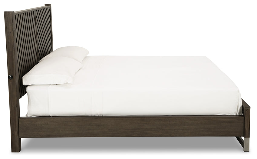 Arkenton King Panel Bed with Mirrored Dresser and Chest