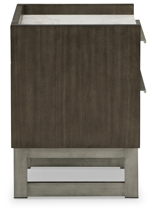 Arkenton California King Panel Bed with Mirrored Dresser and 2 Nightstands