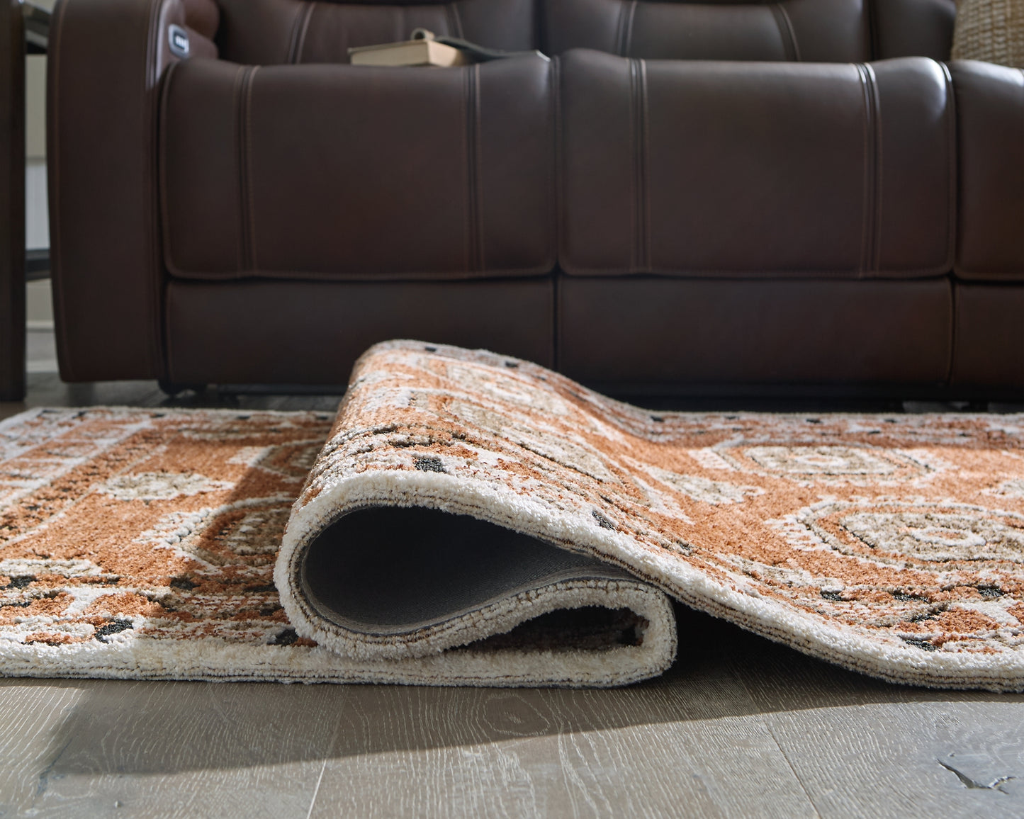 Qaabiz Medium Rug