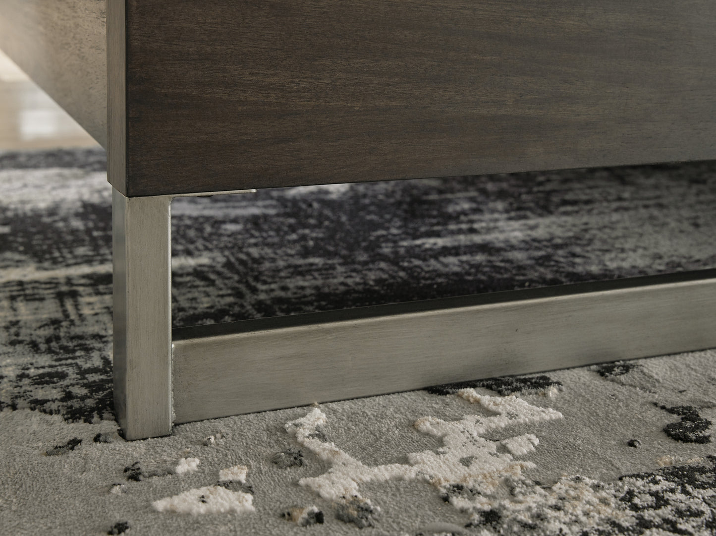 Arkenton King Panel Bed with Mirrored Dresser, Chest and Nightstand