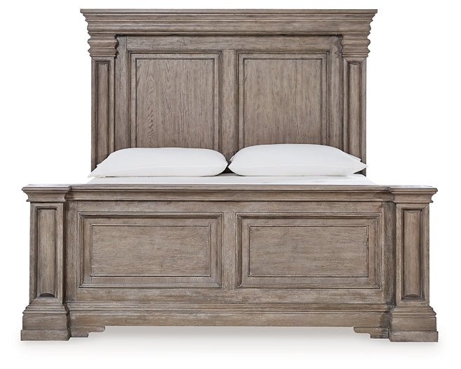Blairhurst California King Panel Bed with Mirrored Dresser and Nightstand