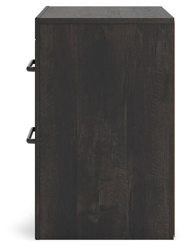 Hollivern Queen Panel Bed, Dresser, Mirror and Nightstand