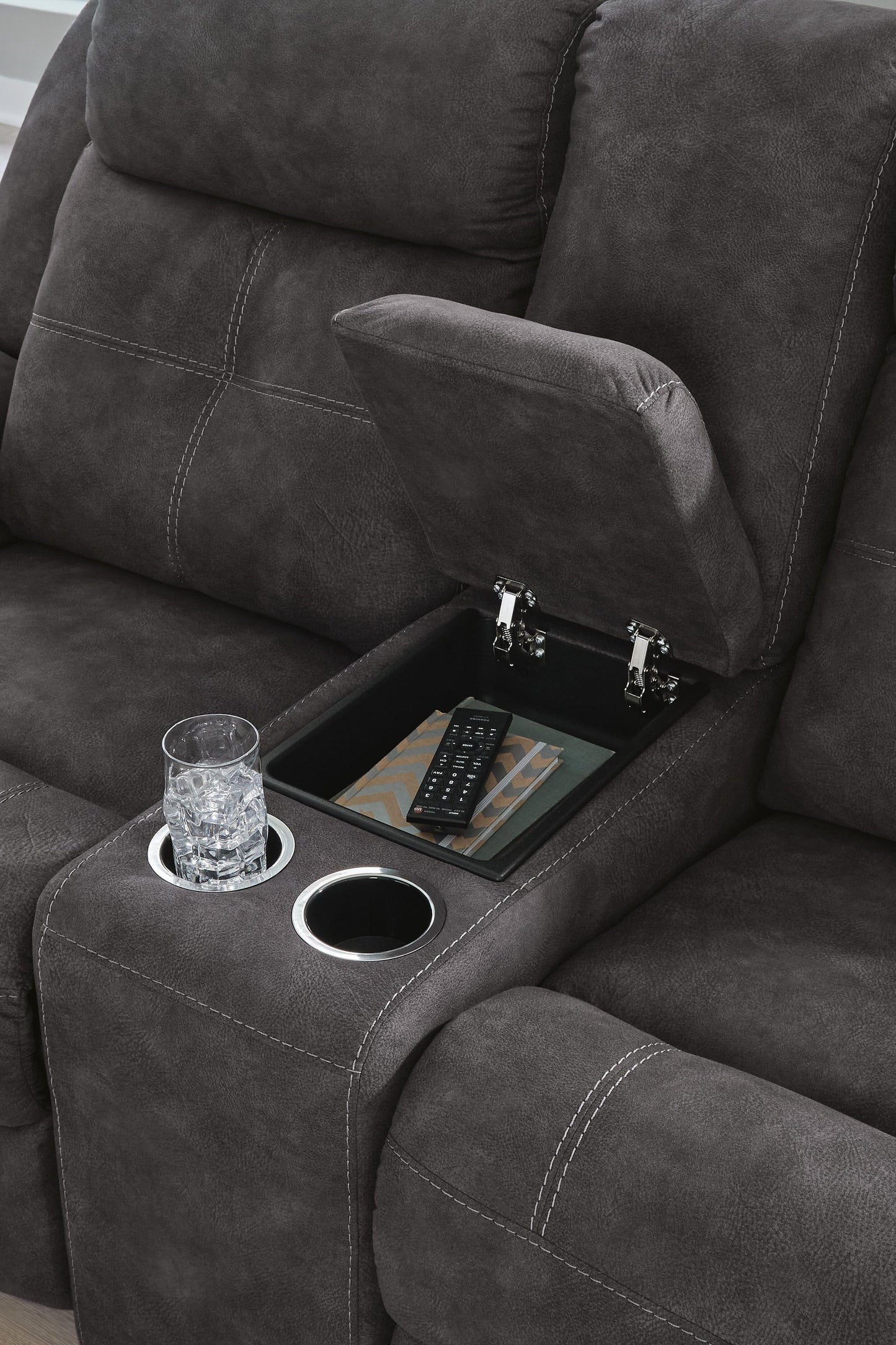 Brysonview DBL Rec Loveseat w/Console