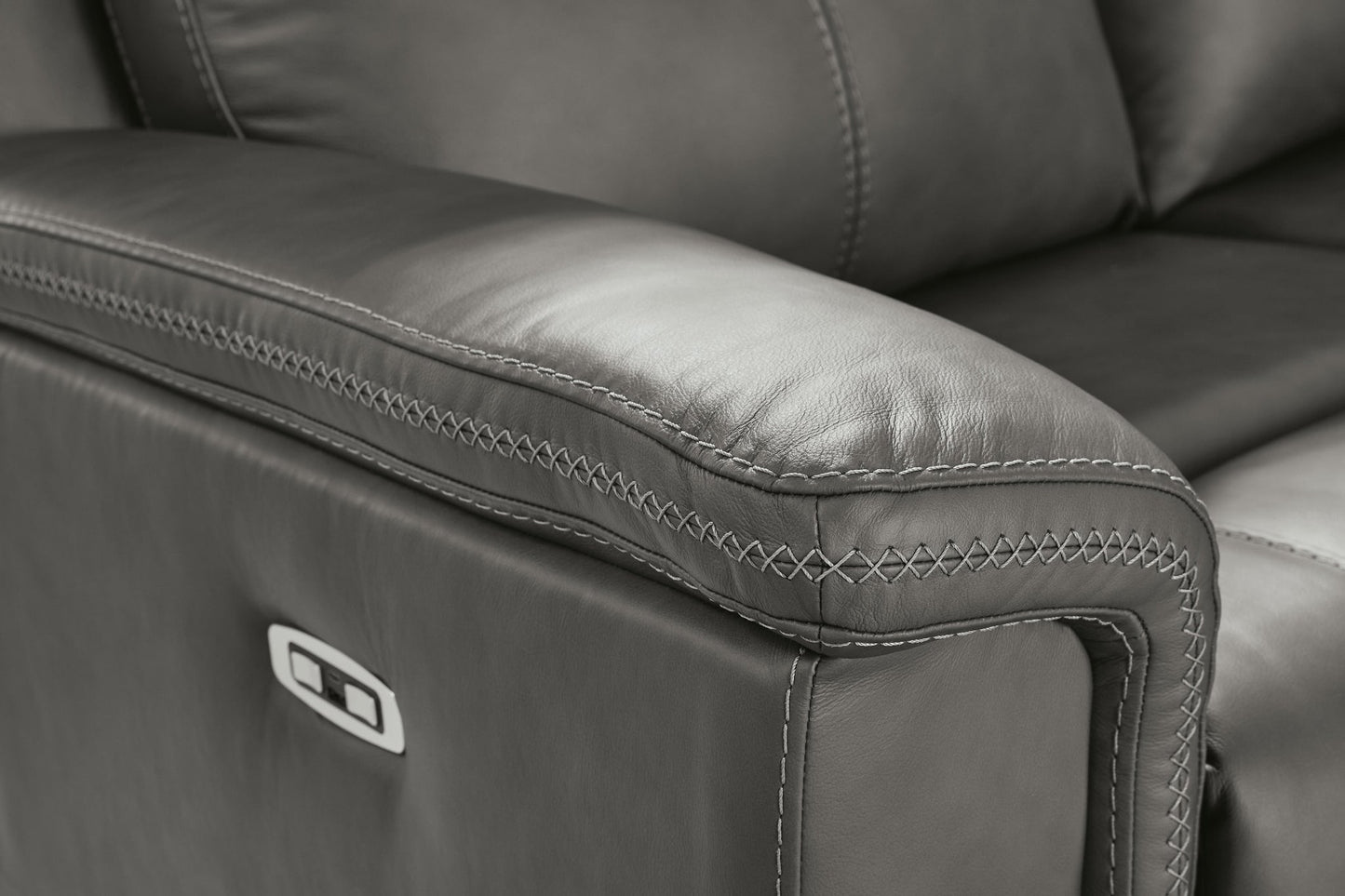 Bleckley PWR Recliner/ADJ Headrest